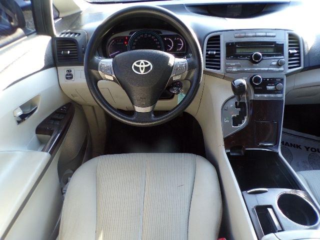 Toyota Venza 4dr Wgn I4 AWD XLE (Natl) 2012