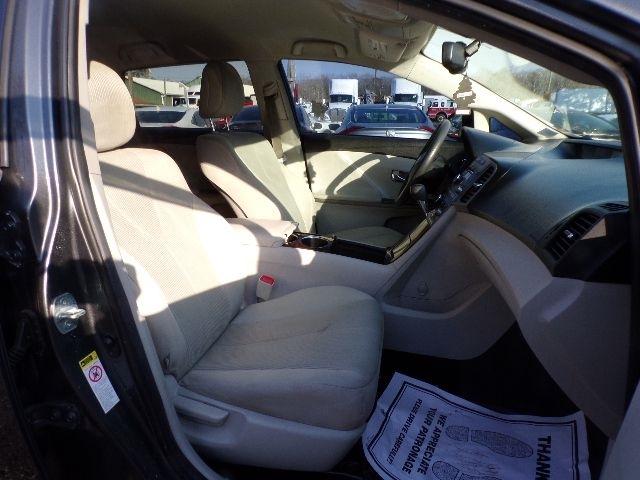 Toyota Venza 4dr Wgn I4 AWD XLE (Natl) 2012