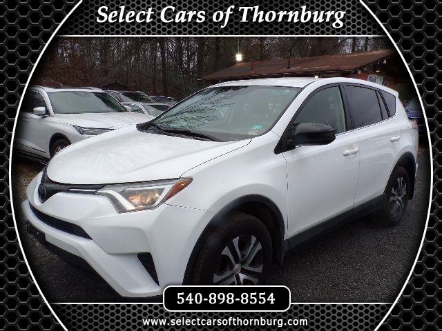 Toyota RAV4 LE AWD (Natl) 2018