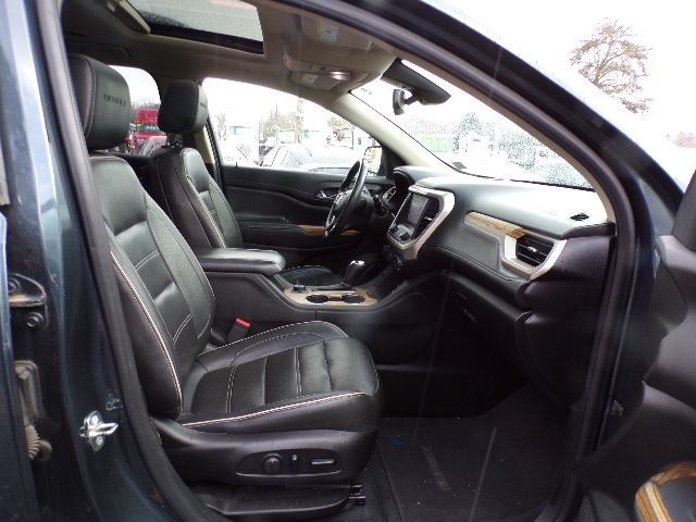 GMC Acadia AWD 4dr Denali 2019