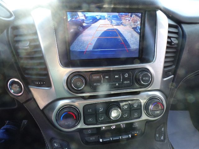 Chevrolet Suburban 4WD 4dr 1500 Premier 2017