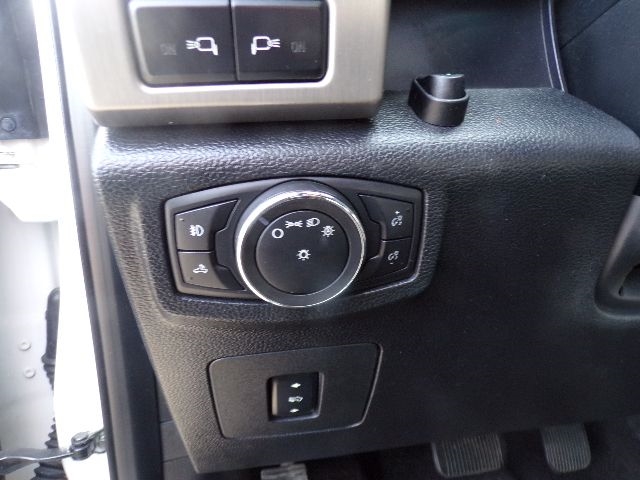 Ford F-150 Platinum SuperCrew 4WD 2016