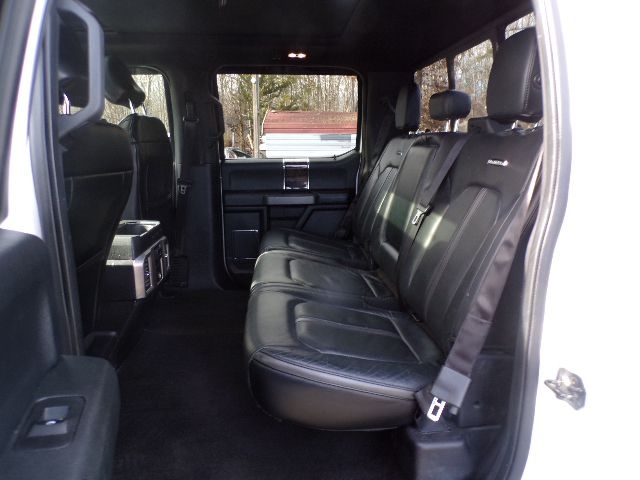 Ford F-150 Platinum SuperCrew 4WD 2016