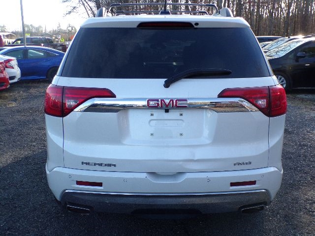 GMC Acadia AWD 4dr Denali 2017