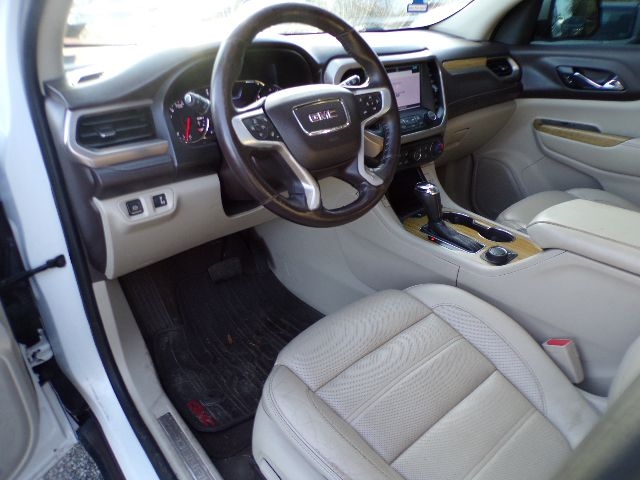 GMC Acadia AWD 4dr Denali 2017