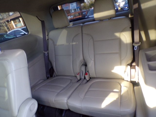 GMC Acadia AWD 4dr Denali 2017