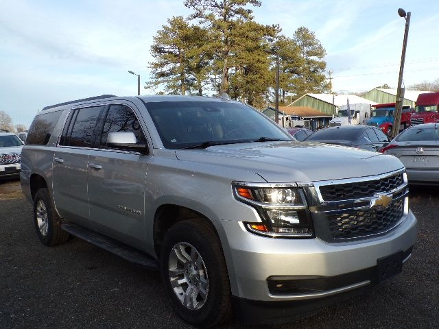 Chevrolet Suburban 4WD 4dr 1500 LT 2016