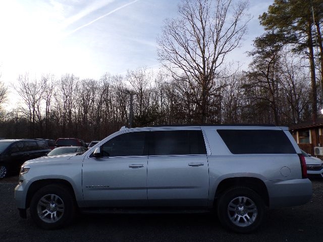 Chevrolet Suburban 4WD 4dr 1500 LT 2016