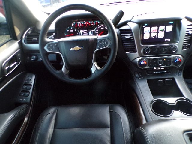 Chevrolet Suburban 4WD 4dr 1500 LT 2016