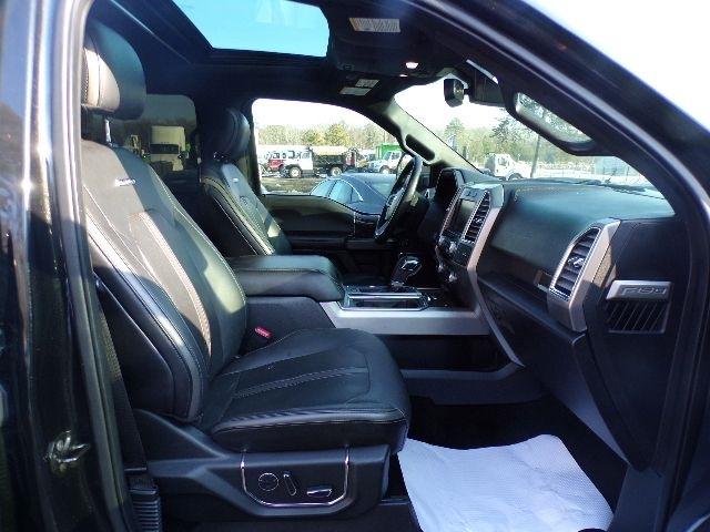 Ford F-150 4WD SuperCrew 157" Lariat w/HD Payload Pkg 2015