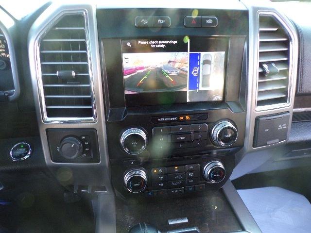 Ford F-150 4WD SuperCrew 157" Lariat w/HD Payload Pkg 2015