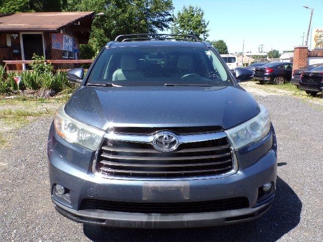 Toyota Highlander AWD 4dr V6 XLE (Natl) 2016