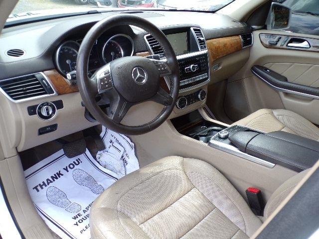 Mercedes-Benz GL-Class 4MATIC 4dr GL 550 2015