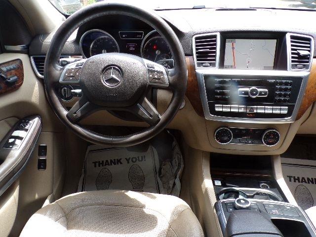 Mercedes-Benz GL-Class 4MATIC 4dr GL 550 2015