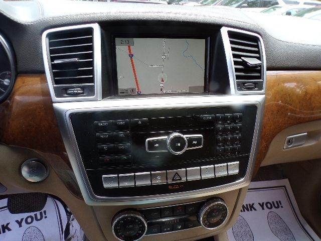 Mercedes-Benz GL-Class 4MATIC 4dr GL 550 2015