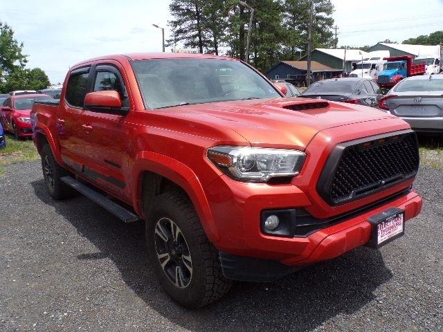 Toyota Tacoma TRD Off Road Double Cab 5' Bed V6 4x4 MT (Natl) 2017