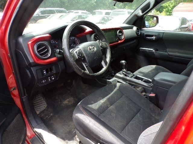 Toyota Tacoma TRD Off Road Double Cab 5' Bed V6 4x4 MT (Natl) 2017