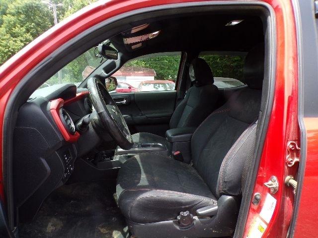 Toyota Tacoma TRD Off Road Double Cab 5' Bed V6 4x4 MT (Natl) 2017