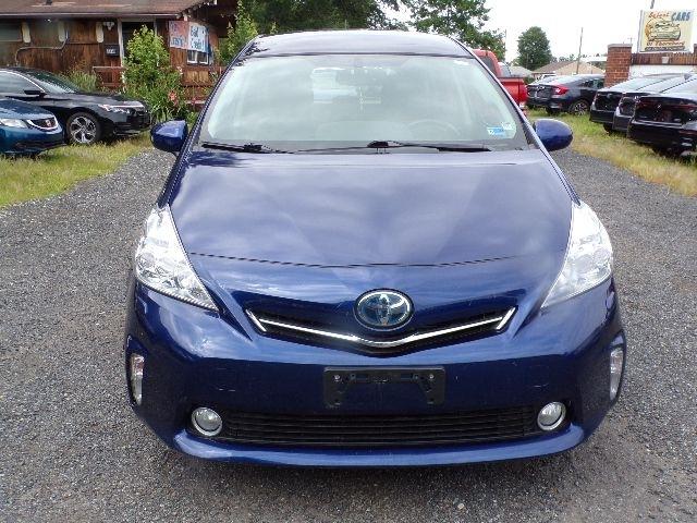 Toyota Prius V 5dr Wgn Three (Natl) 2014