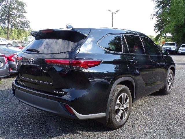 Toyota Highlander XLE AWD (Natl) 2021