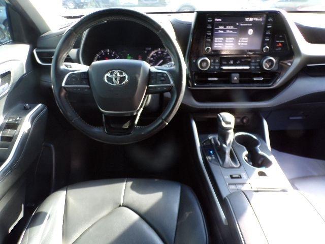 Toyota Highlander XLE AWD (Natl) 2021