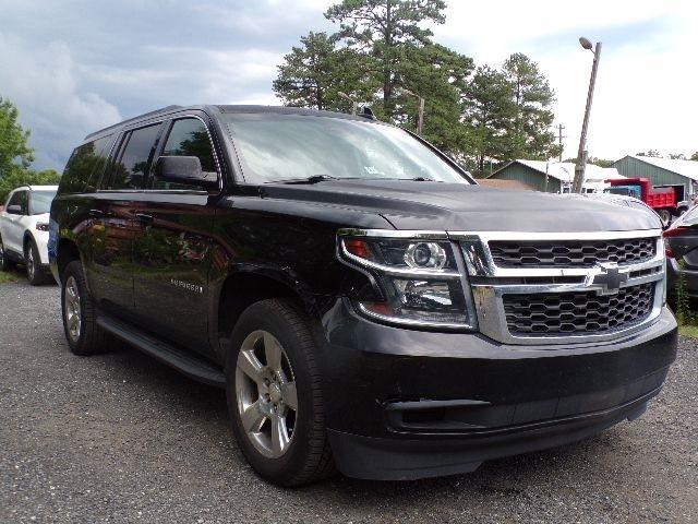 Chevrolet Suburban 4WD 4dr 1500 LS 2017