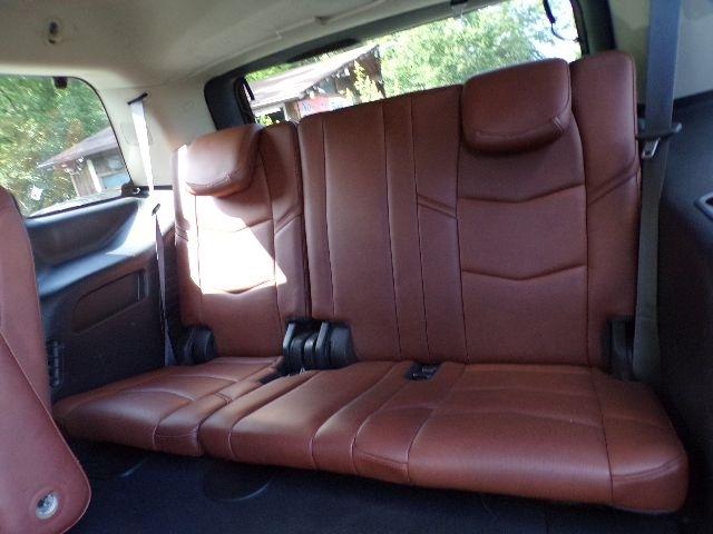 Cadillac Escalade 4WD 4dr Luxury 2017