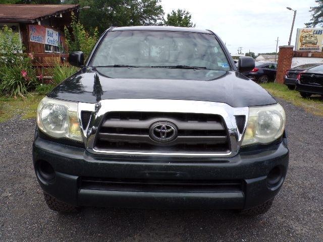 Toyota Tacoma 4WD Access I4 MT (Natl) 2009