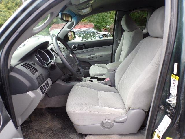 Toyota Tacoma 4WD Access I4 MT (Natl) 2009