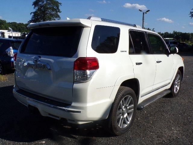 Toyota 4Runner 4WD 4dr V6 Limited (Natl) 2012