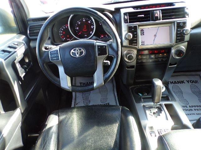 Toyota 4Runner 4WD 4dr V6 Limited (Natl) 2012