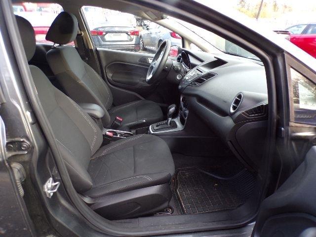 Ford Fiesta 5dr HB SE 2015