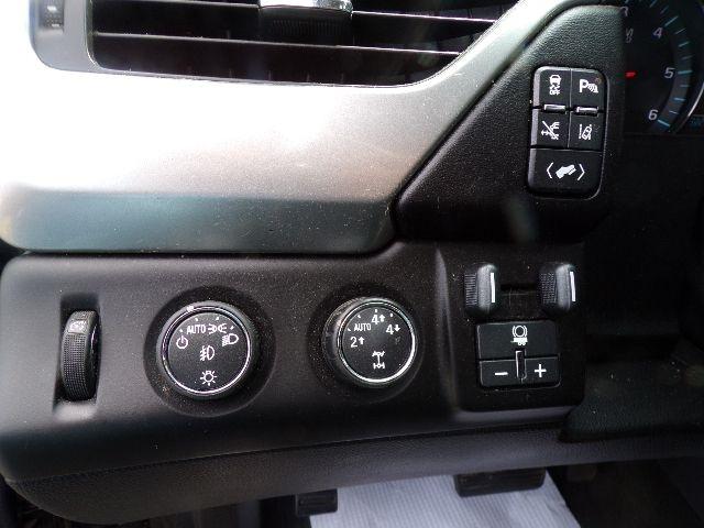 Chevrolet Suburban 4WD 4dr LTZ 2015