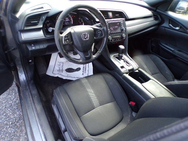 Honda Civic Hatchback LX CVT 2017