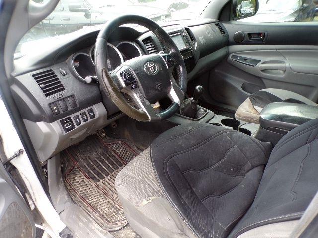 Toyota Tacoma 4WD Access Cab I4 AT (Natl) 2015