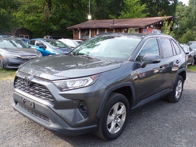 Toyota RAV4 XLE AWD (Natl) 2021