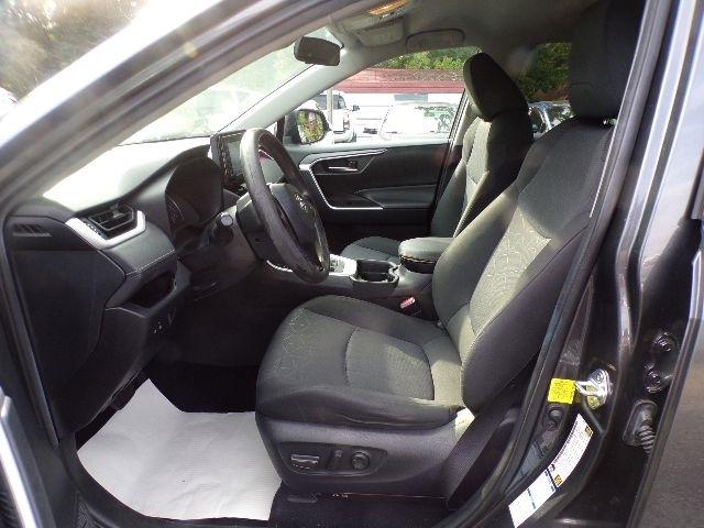 Toyota RAV4 XLE AWD (Natl) 2021