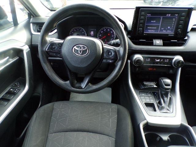 Toyota RAV4 XLE AWD (Natl) 2021