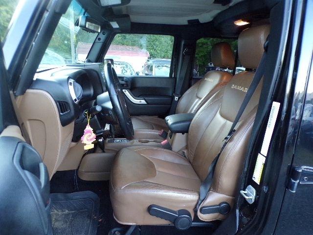 Jeep Wrangler Unlimited 4WD 4dr Sahara 2014