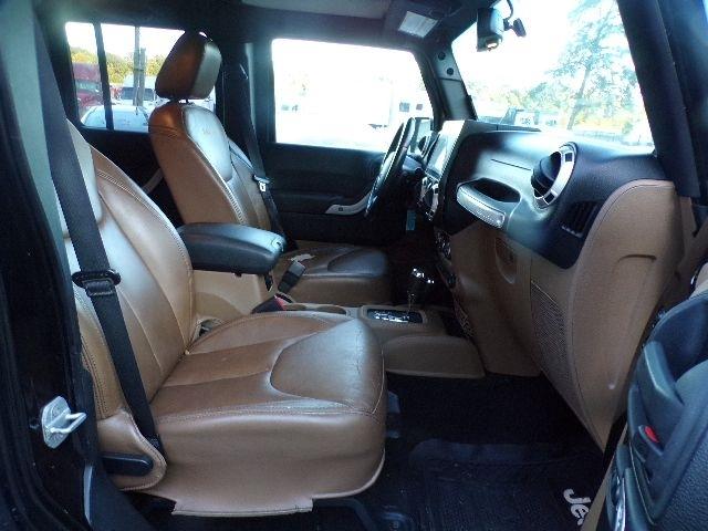 Jeep Wrangler Unlimited 4WD 4dr Sahara 2014