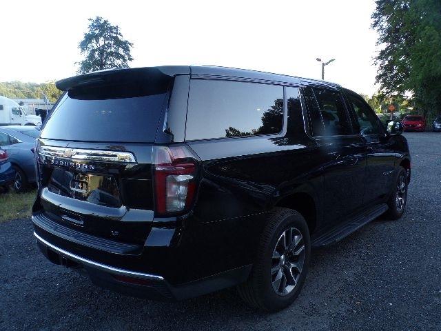 Chevrolet Suburban 4WD 4dr LT 2021