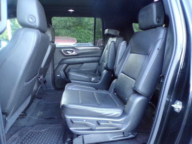 Chevrolet Suburban 4WD 4dr LT 2021
