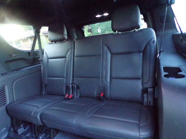 Chevrolet Suburban 4WD 4dr LT 2021