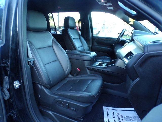 Chevrolet Suburban 4WD 4dr LT 2021