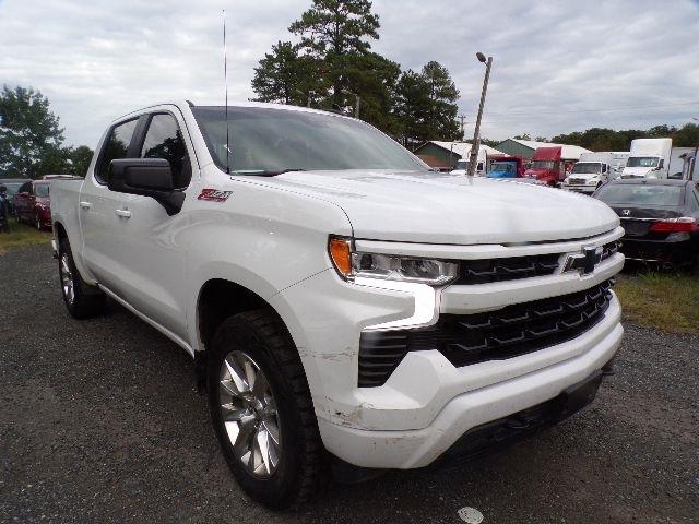 Chevrolet Silverado 1500 4WD Crew Cab 147" RST 2022