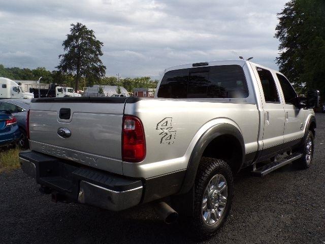 Ford Super Duty F-350 SRW 4WD Crew Cab 156" King Ranch 2016