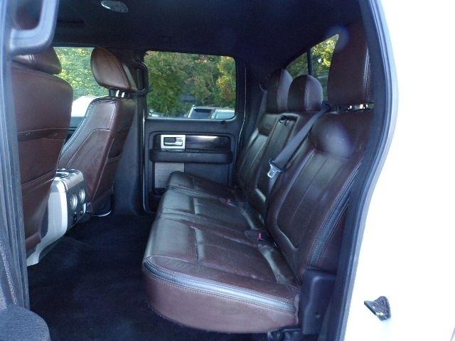 Ford F-150 4WD SuperCrew 145" Platinum 2011