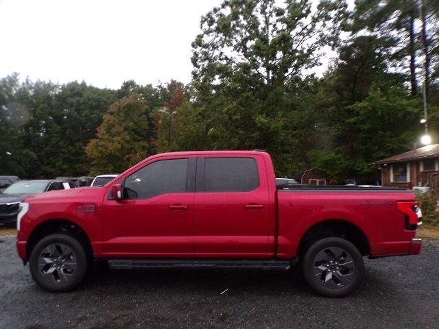 Ford F-150 Lightning LARIAT 4WD SuperCrew 5.5' Box 2022