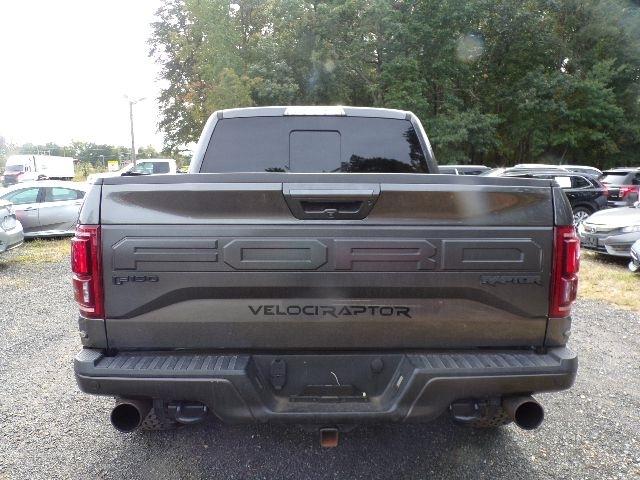 Ford F-150 Raptor 4WD SuperCrew 5.5' Box 2017