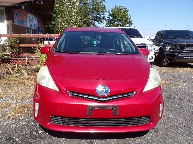 Toyota Prius V 5dr Wgn Three (Natl) 2013
